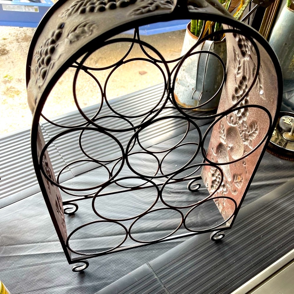 Full Metal Jacket Wine Rack 🍷 - Picture 3 of 7